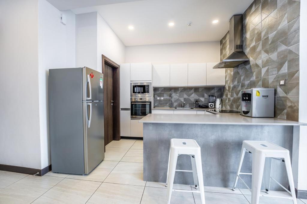 Apartment Skynest 2 Bedroom Next To Movenpick Nairobi