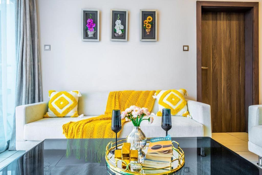 Skynest 2 Bedroom Next To Movenpick Apartment Nairobi