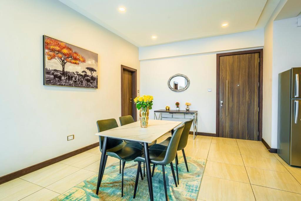 Skynest 2 Bedroom Next To Movenpick Apartment *