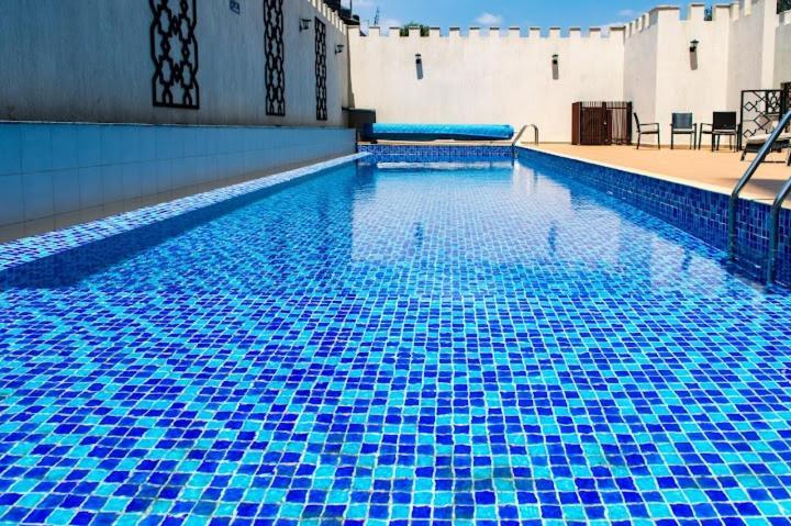 Apartment Kandiz 2 Bedroom Apartment *