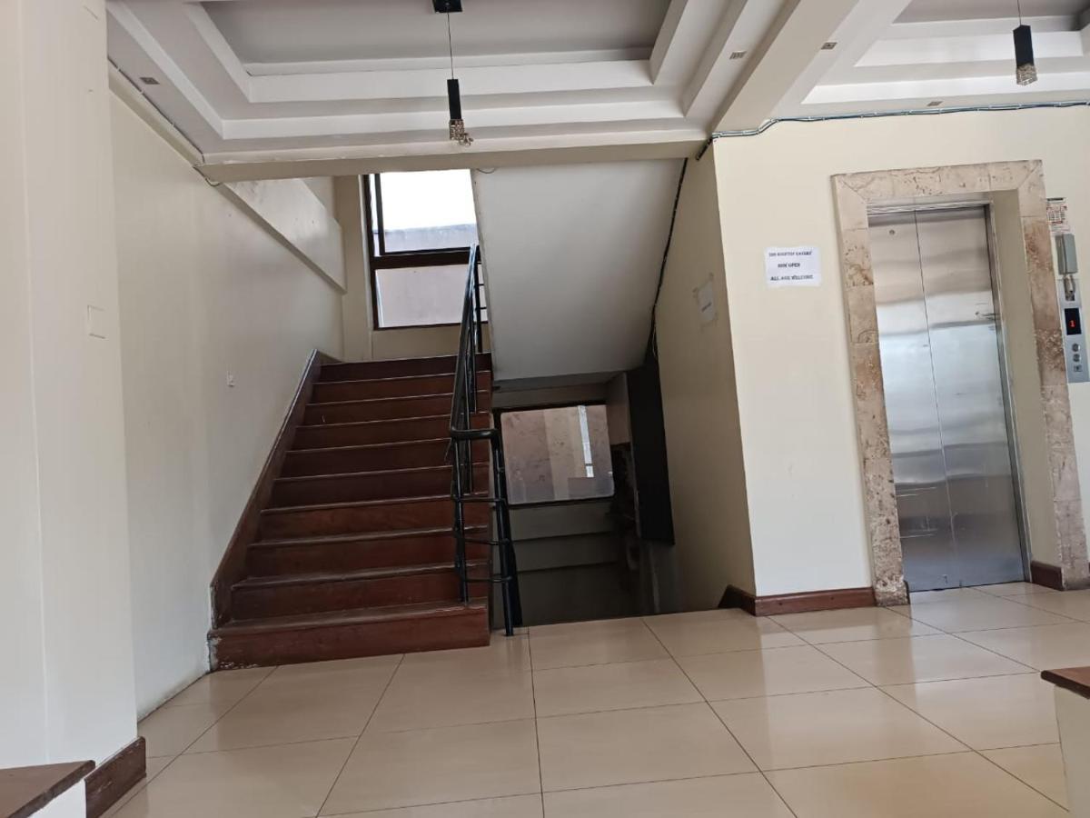Lux Kipande Apartment