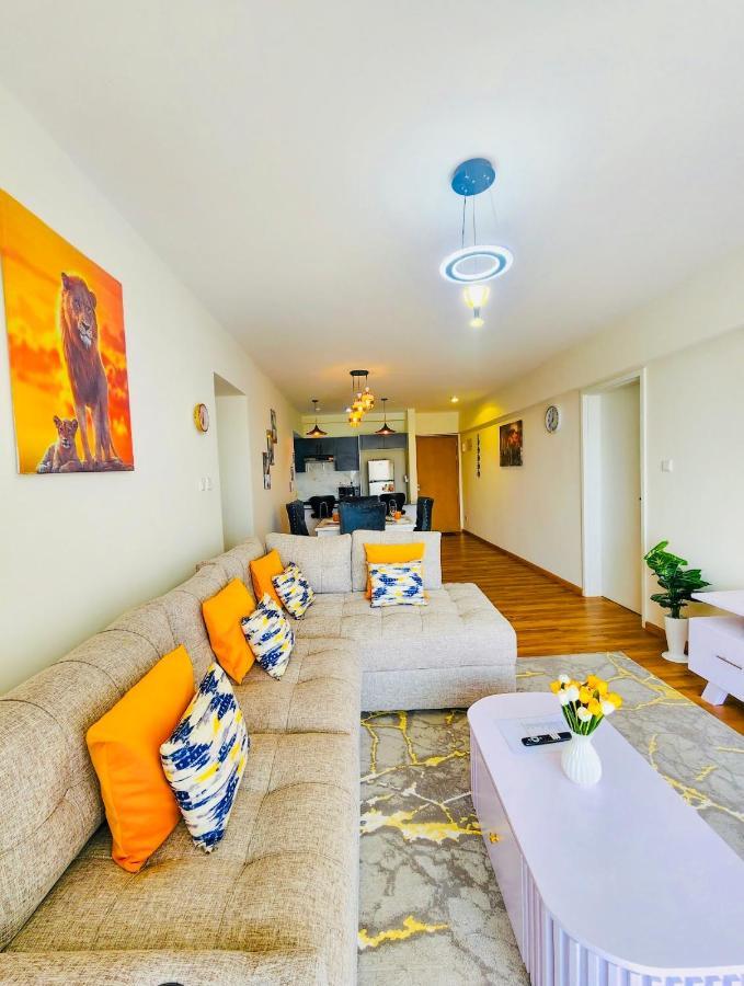 Armonia 2 Bdrm Apt/gym/poolview/wi-fi/netflix Apartment *
