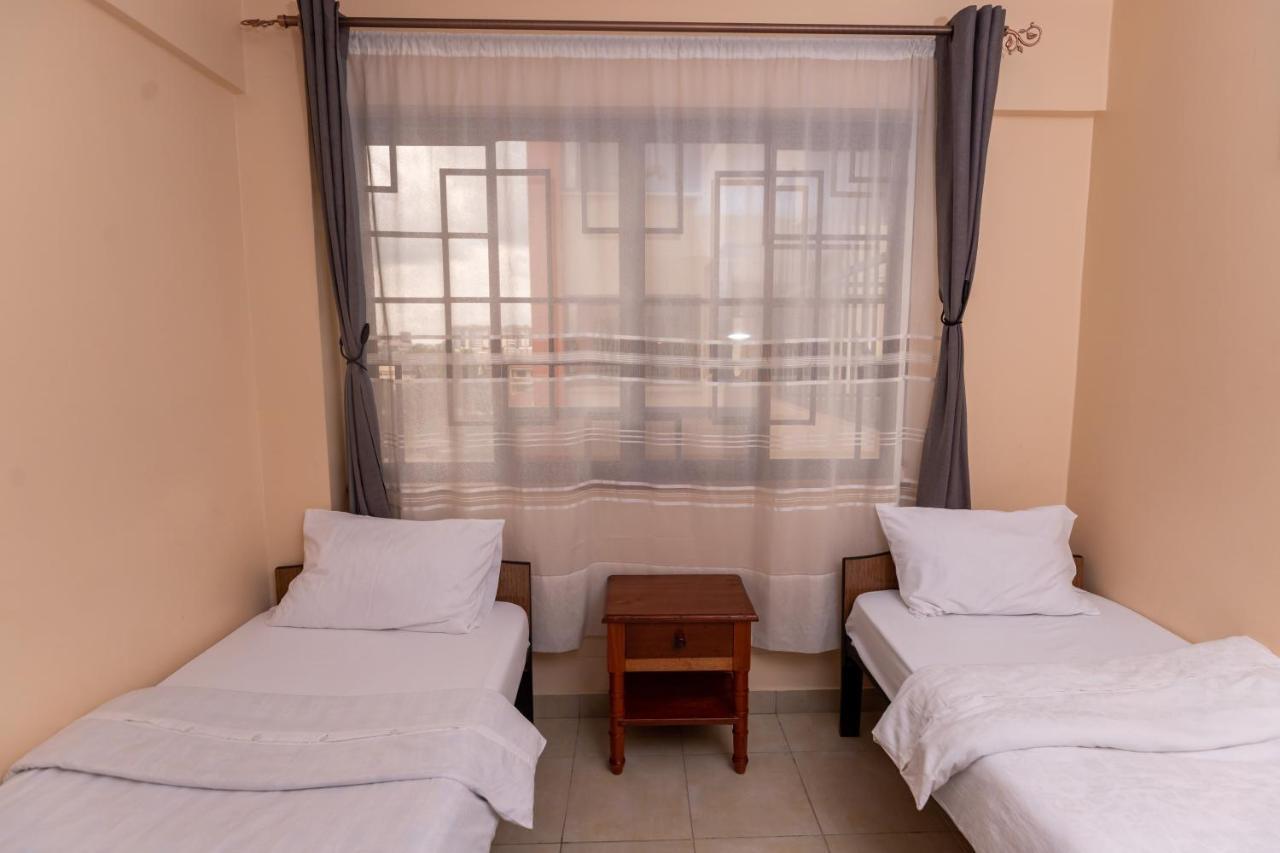 Luxurious-2 Bedroom Furnished *