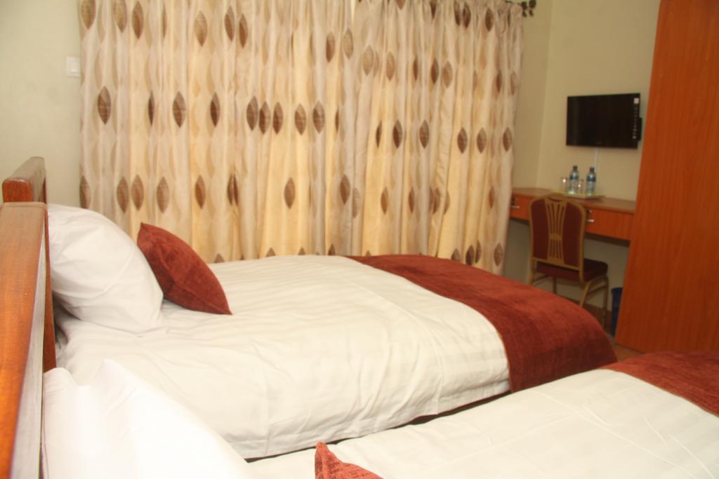 Transit Hotel