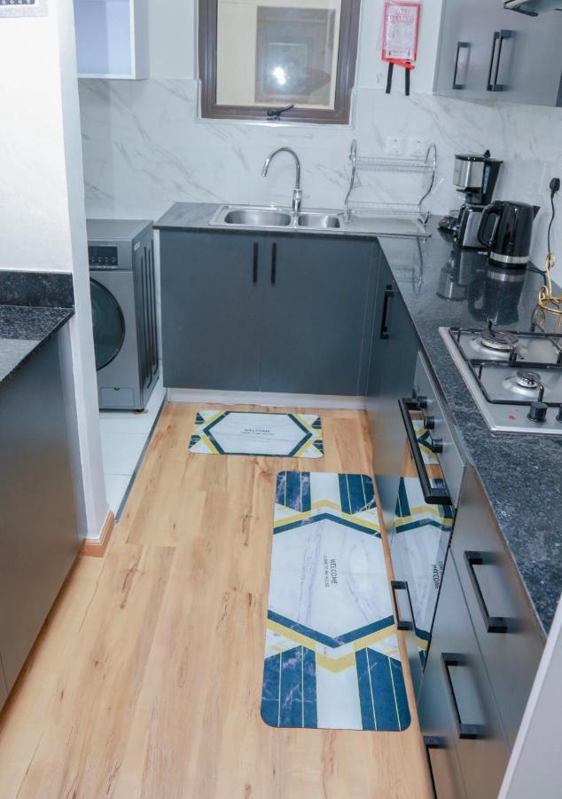 Armonia 2 Bdrm Apt/gym/poolview/wi-fi/netflix Apartment Nairobi
