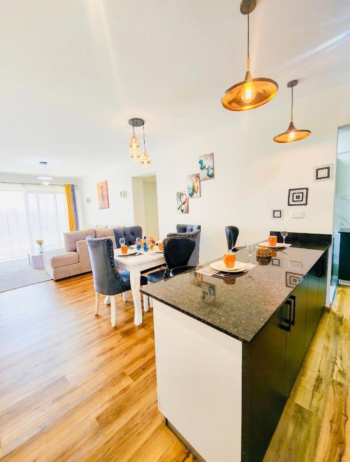 Armonia 2 Bdrm Apt/gym/poolview/wi-fi/netflix *