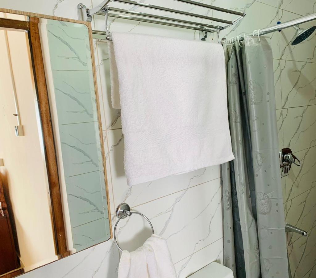 Guest house Spacious Away From Home- Runda