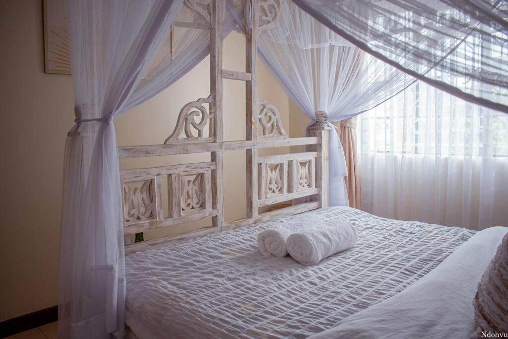 Warm & Cozy 2-br Apartment. 10 Mins From Centre Nairobi