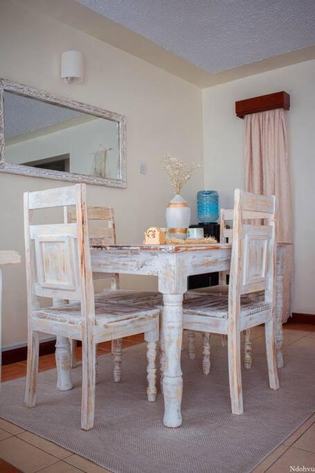 Warm & Cozy 2-br Apartment. 10 Mins From Centre Apartment Nairobi