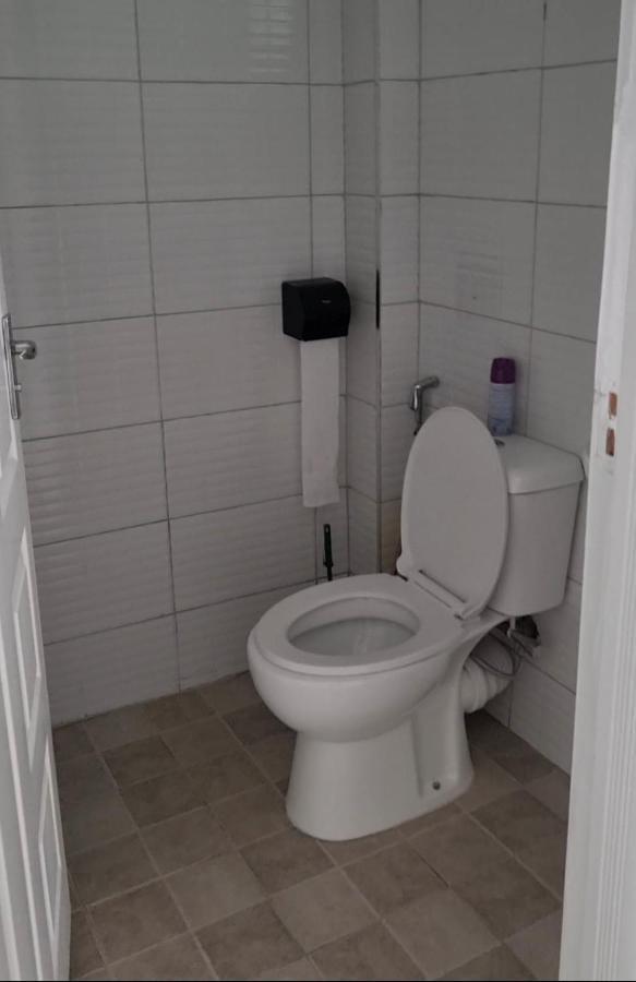 Studio 47 Ensuite In Donholm Phase 5g Estate, Apartamento *