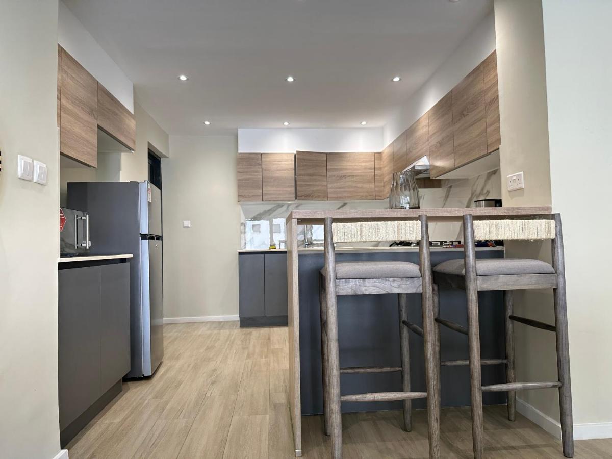Yayo Riverside Apartment *