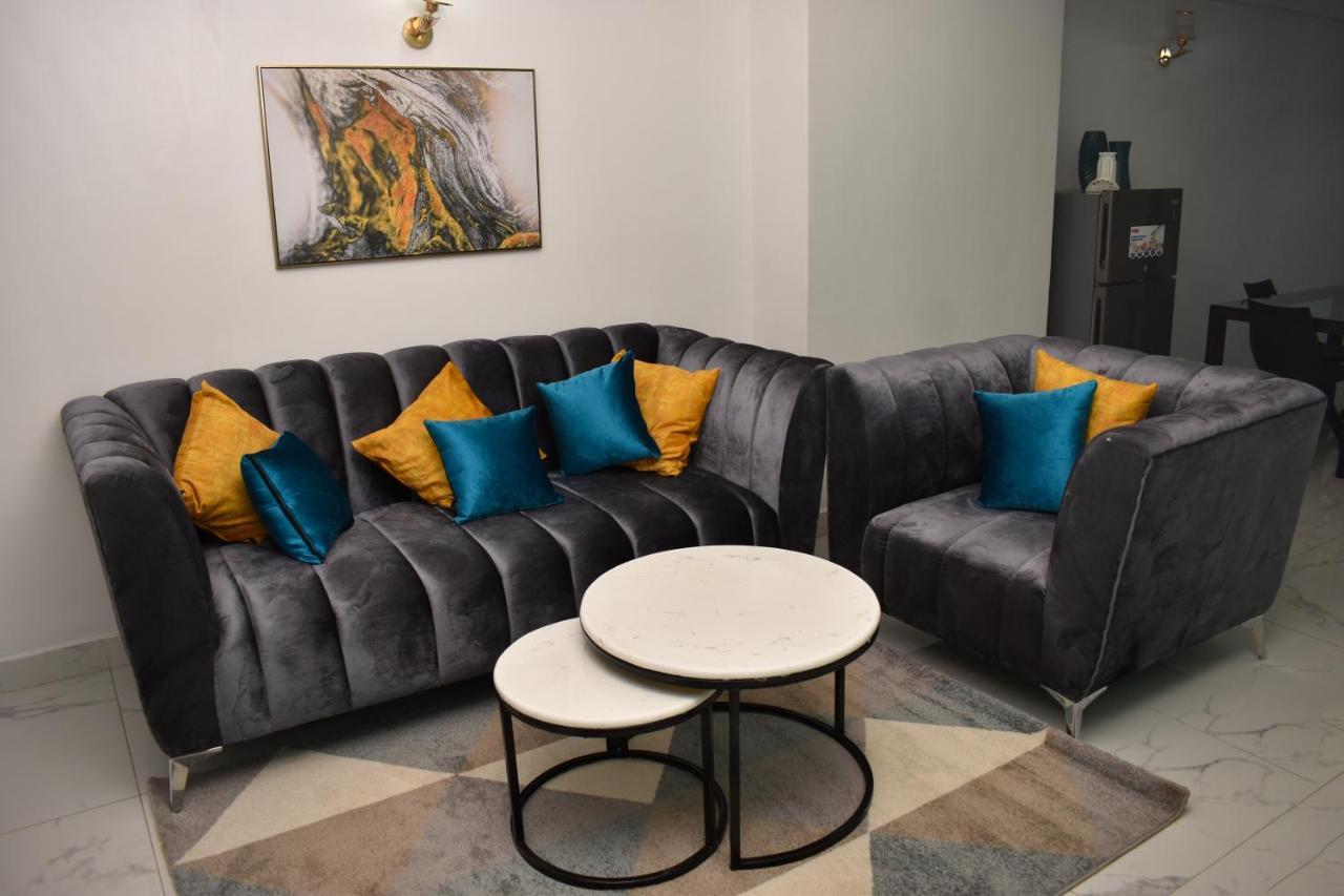 Sandalwood Gardens Apartment *