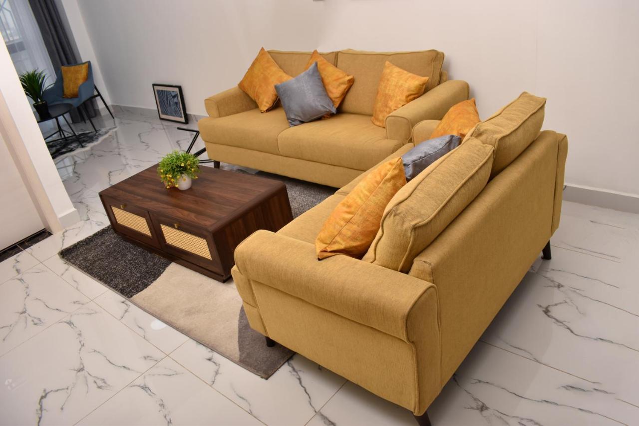 Apartment Sandalwood Gardens *