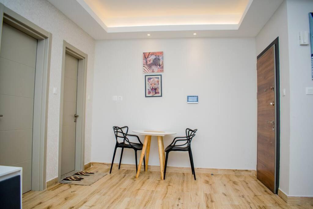 Urban Lifestyle 1br In Westlands, Heated Pool, Gym, Workspace & Parking Nairobi
