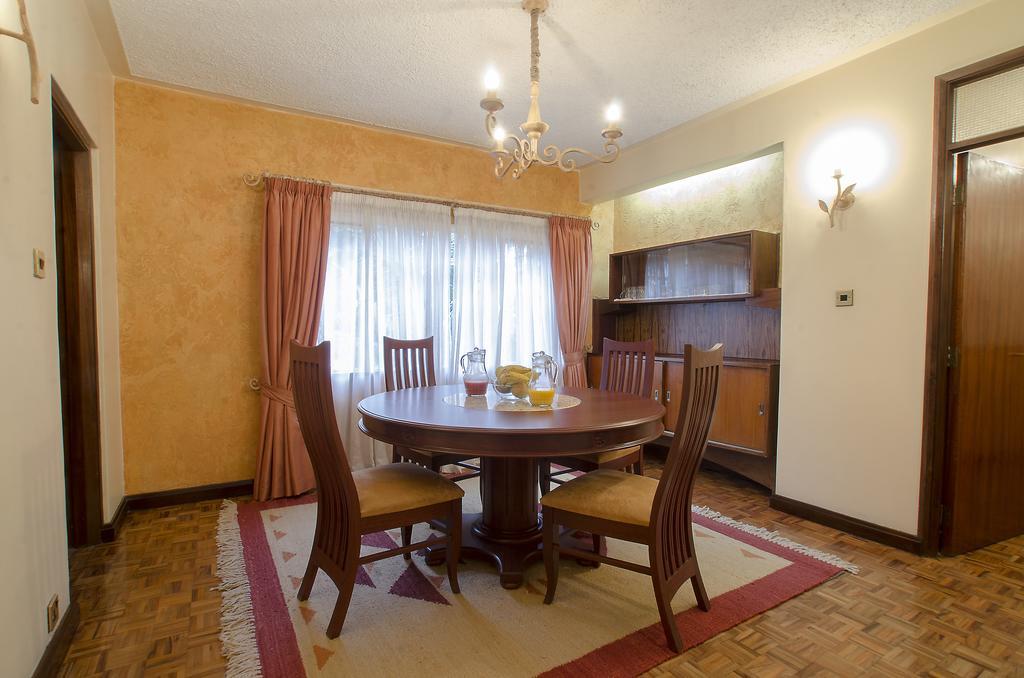 Aparthotel Mimosa Court 3*