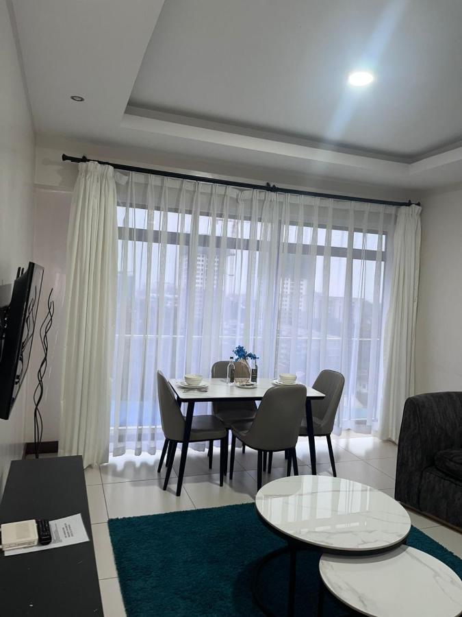 Apartment Silver *