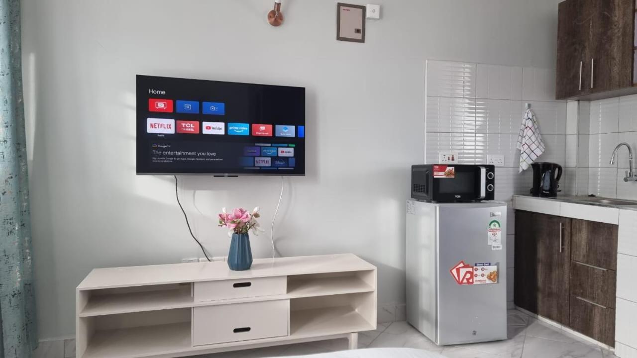 Studio 47 Ensuite In Donholm Phase 5g Estate, Apartamento Nairobi