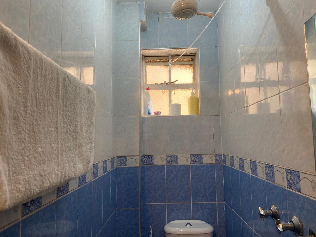 Apartment Private,secure 1bedroom In West *