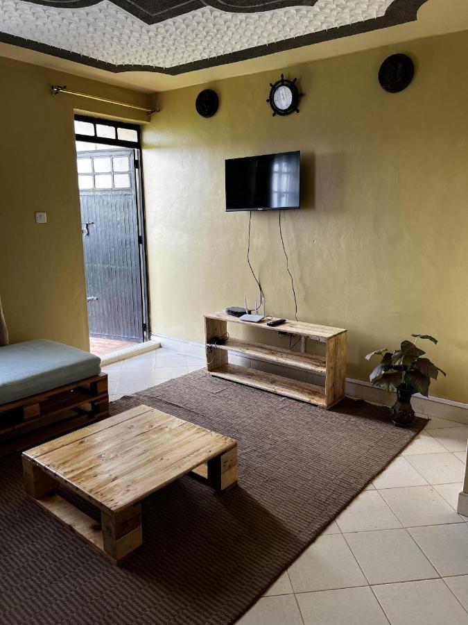 Impeccable Homely 1-bed In Apartment