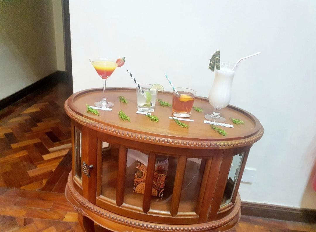Smothers Suites And Restaurant * Nairobi