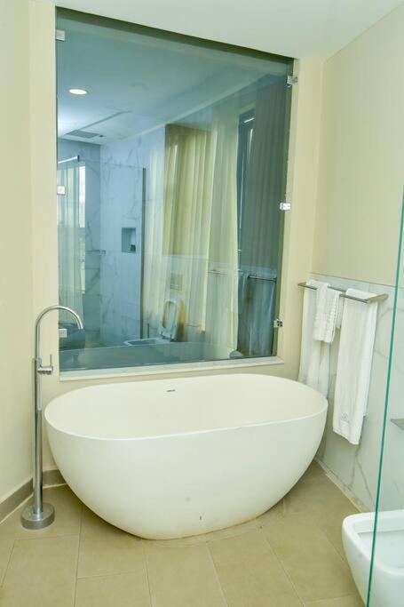 Zuri Apartment *