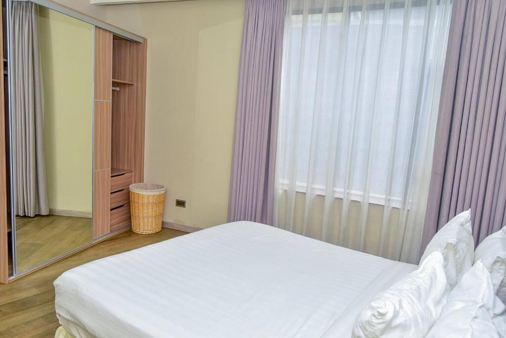 Zuri Apartment
