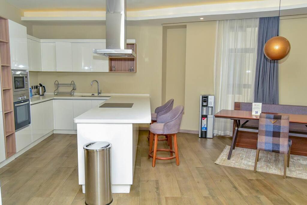 Zuri Apartment *