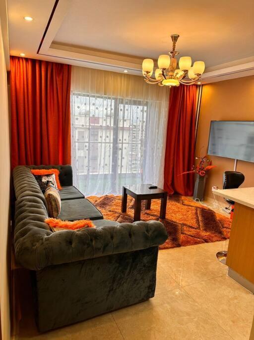 Enzi Heights - Cozy 1 Bedroom Near Eka Hotel, Pool, Gym, Lift Apartment