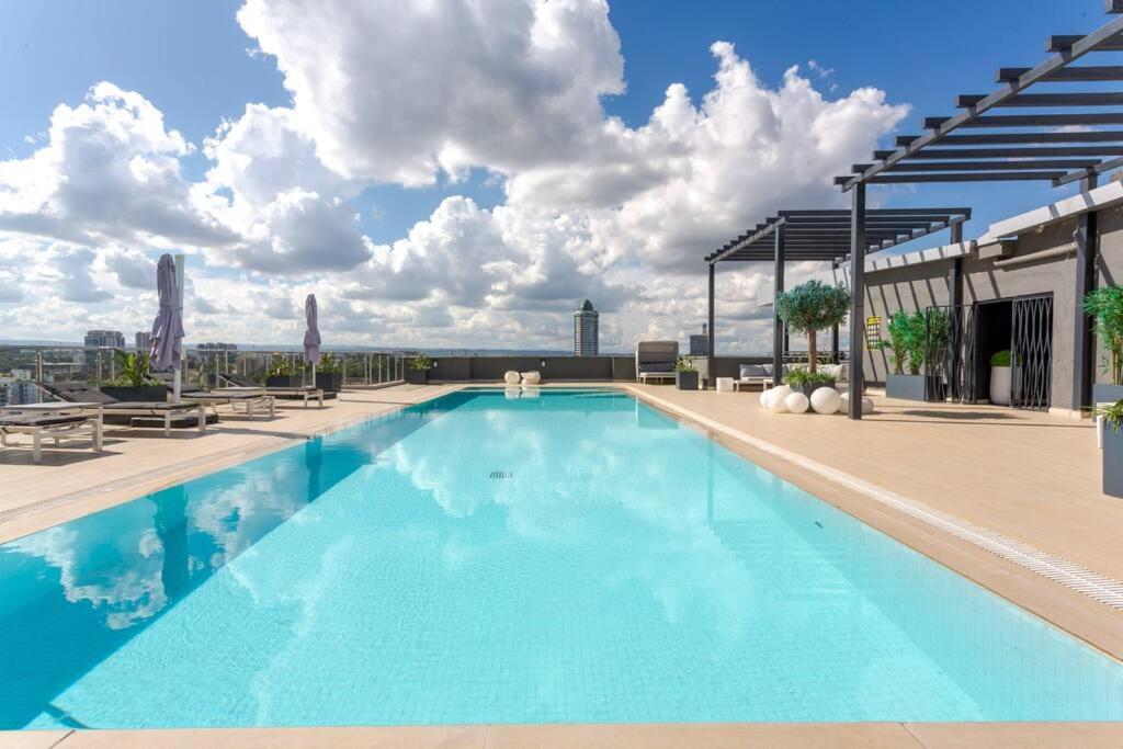 Riverside Square Luxury 2bed With Pool And Gymn Near Westlands Apartment Nairobi