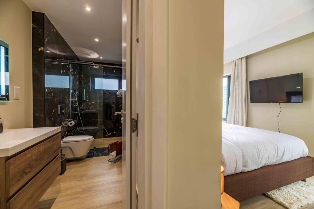 Riverside Square Luxury 2bed With Pool And Gymn Near Westlands