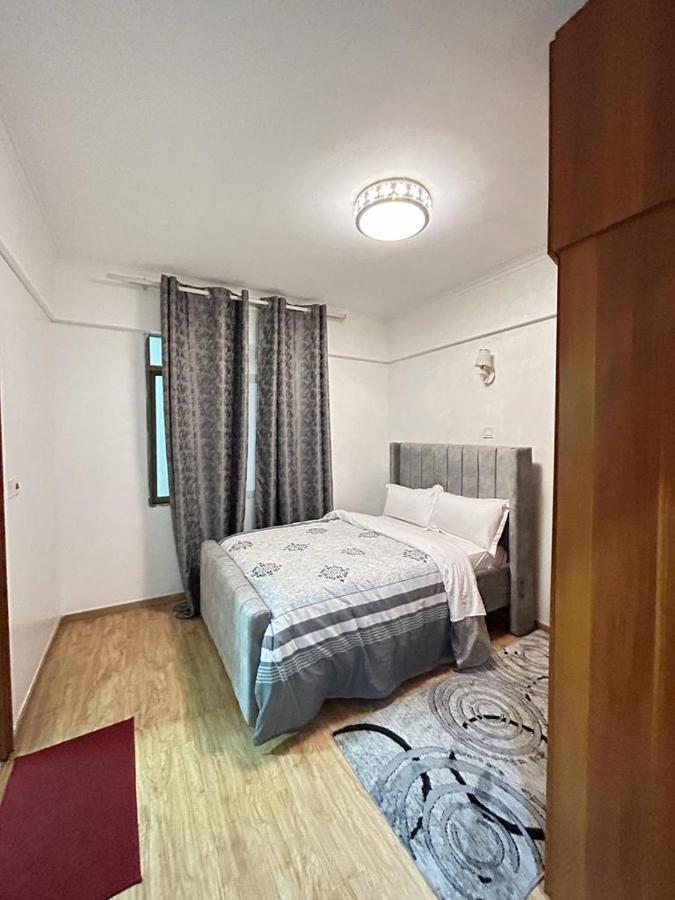 Skyhorse Apartment *