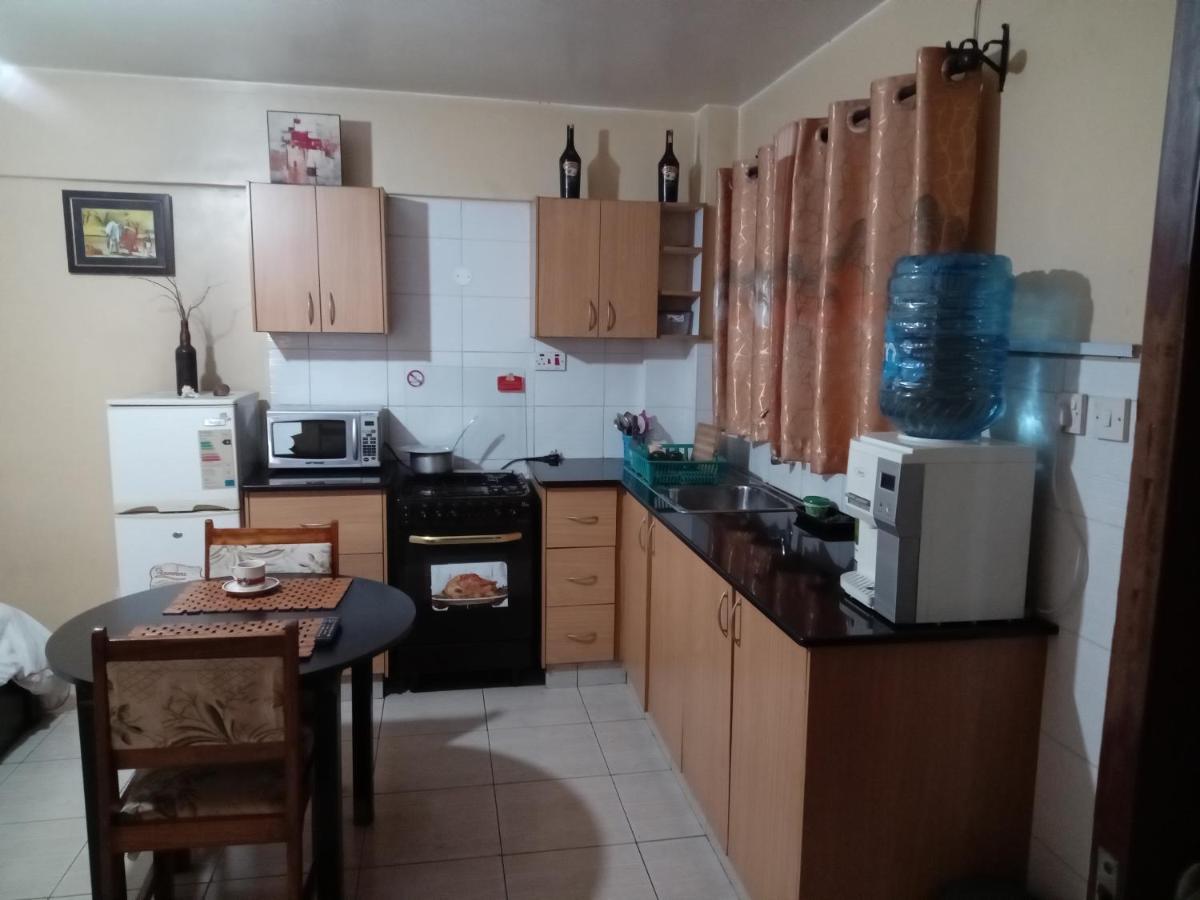 Budget - With Fast Wifi And Netflix * Nairobi