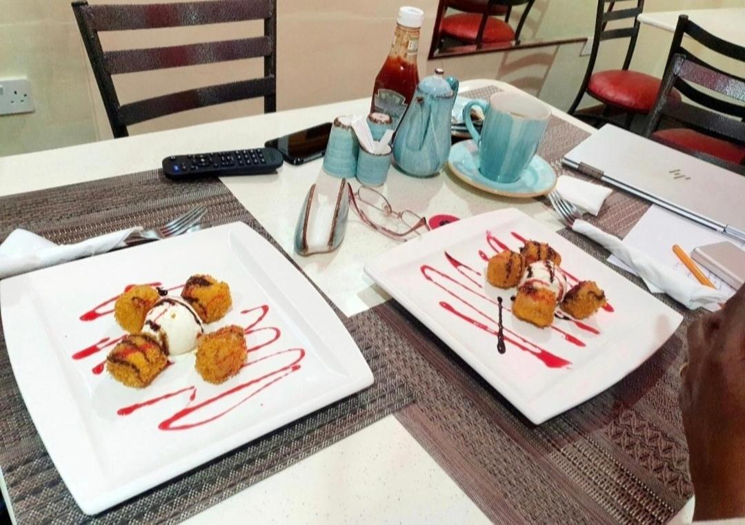 Smothers Suites And Restaurant * Nairobi