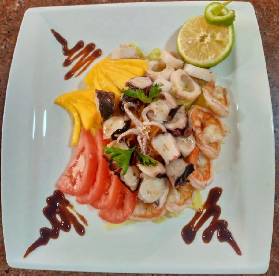 Hotel Smothers Suites And Restaurant *