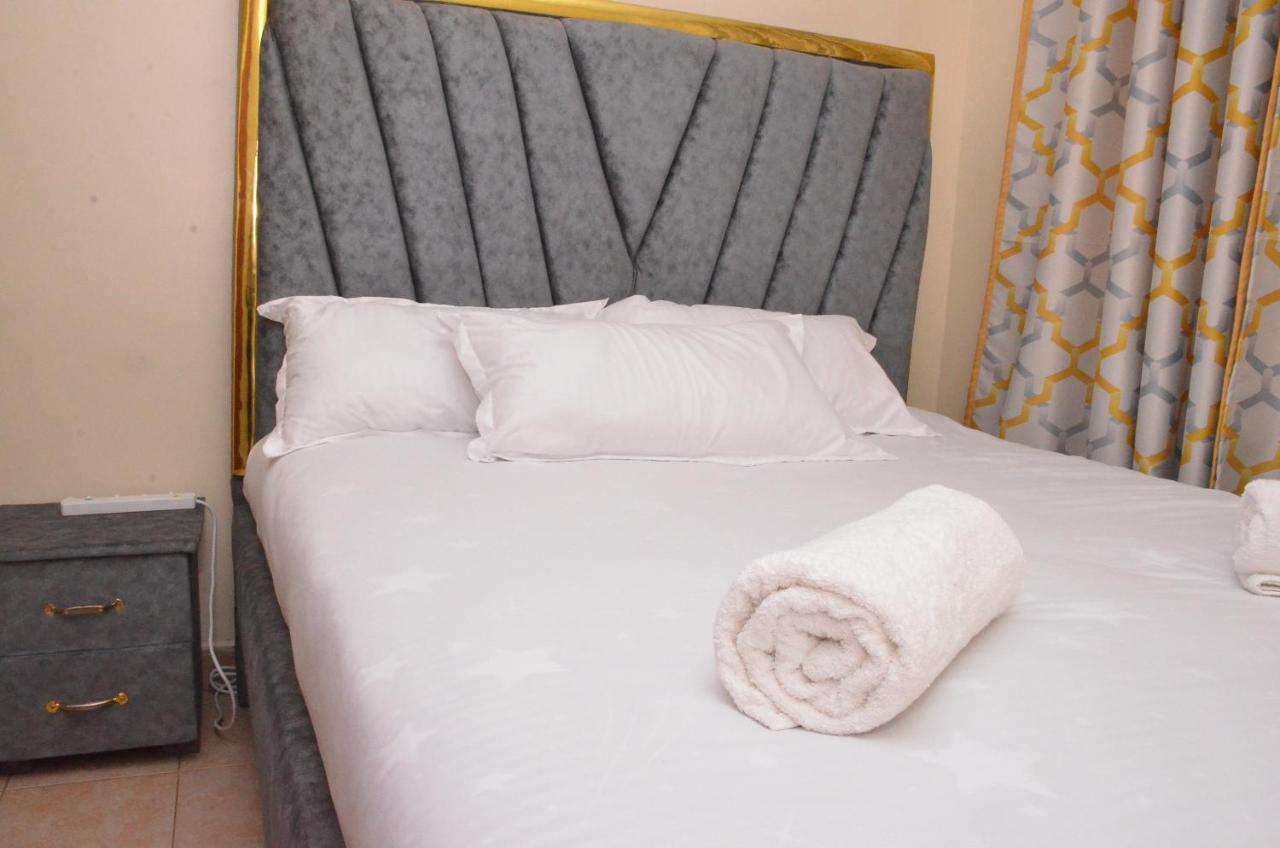 Executive One Bedroom In Roasters, Garden Estate Thika Road Apartment *