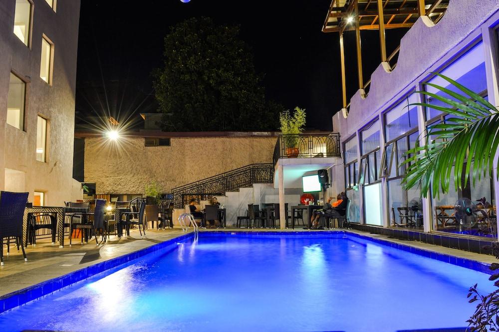 Decale Jewel Stone Hotel