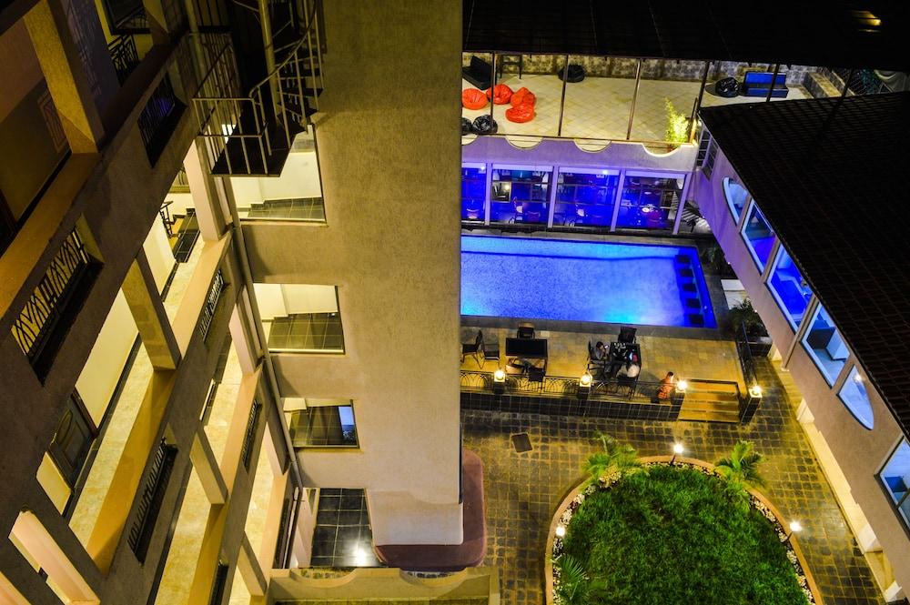 Decale Jewel Stone 3* Nairobi