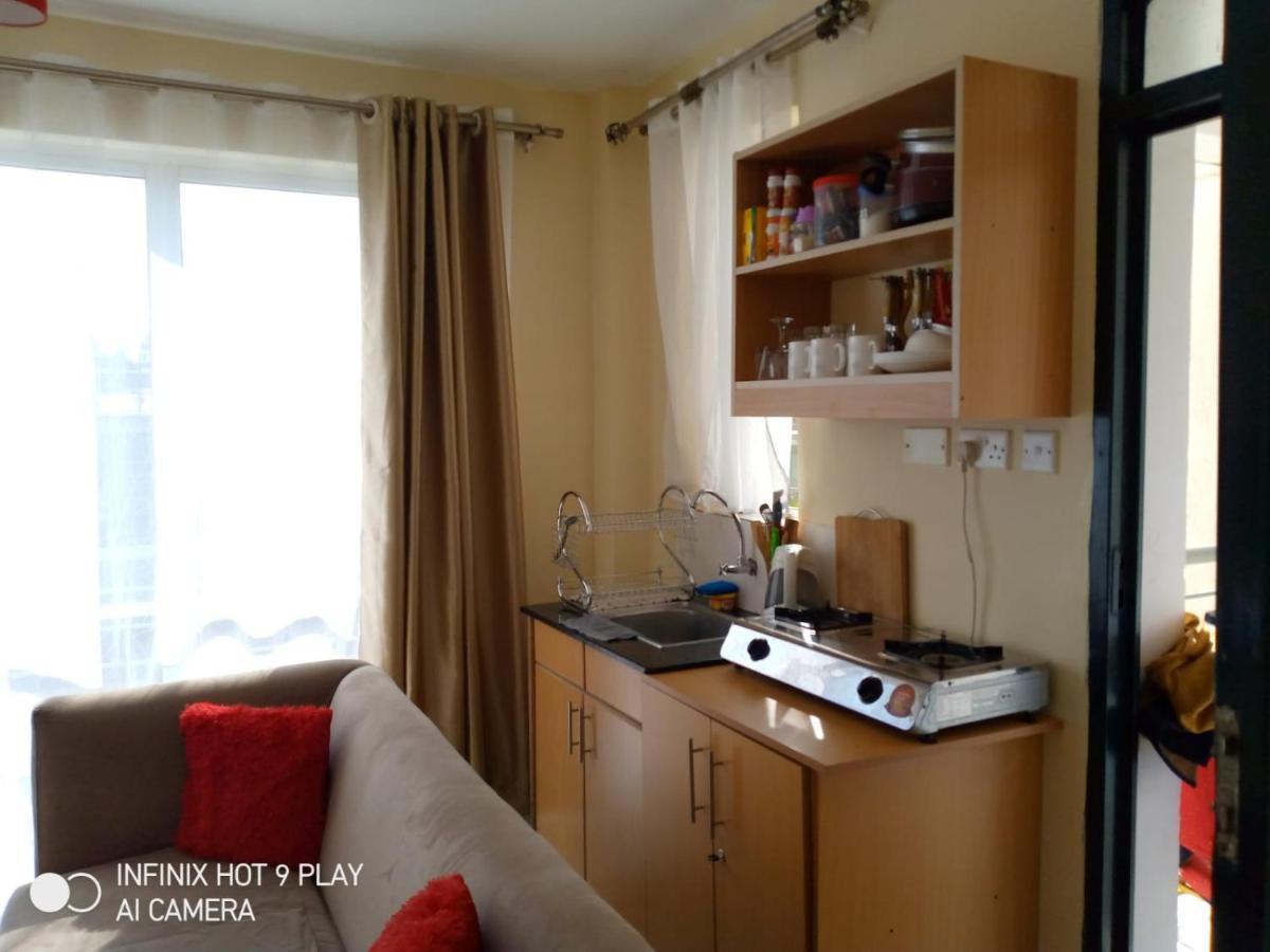 Lux Racecourse Gardens Apartment