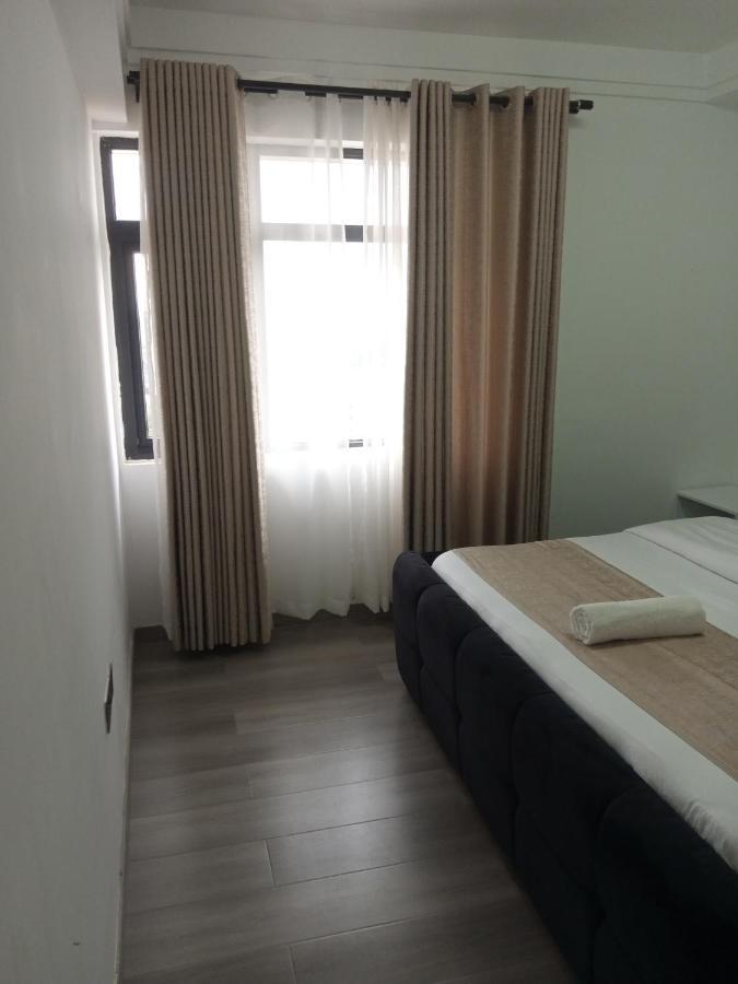 Lux Heartland Executive Apartment