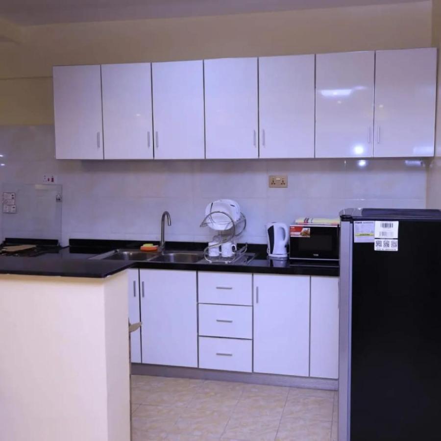 Lux Laikipia Road Apartment *