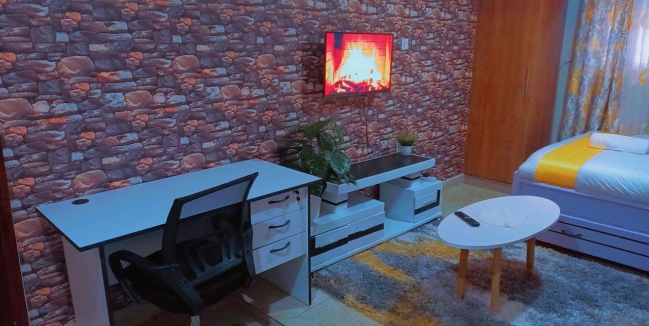 Kathy's Place In Runda Apartment Nairobi