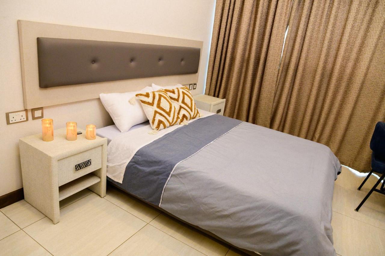 Exquisite 2 Beds With Heated Rooftop Pool At Skynest Residences Apartamento *