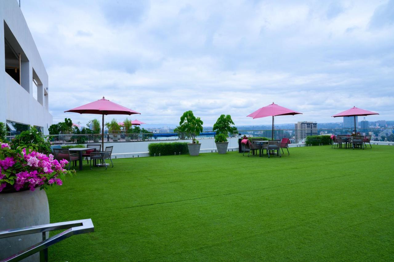 Exquisite 2 Beds With Heated Rooftop Pool At Skynest Residences Apartamento *
