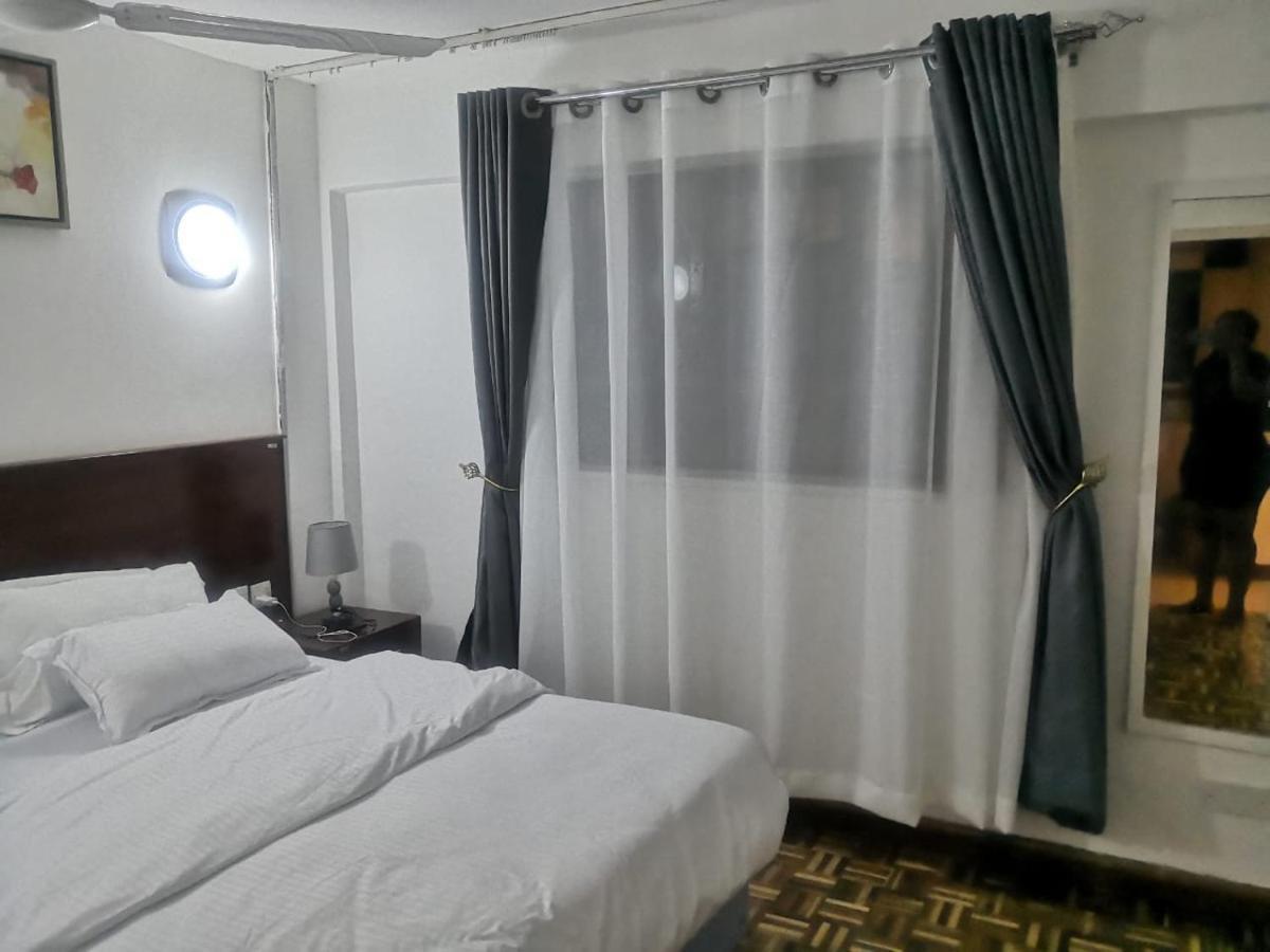 Lux Lantana Executive Apartment *