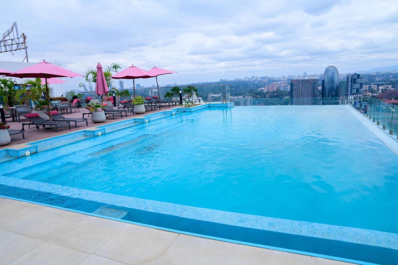 Exquisite 2 Beds With Heated Rooftop Pool At Skynest Residences Nairobi