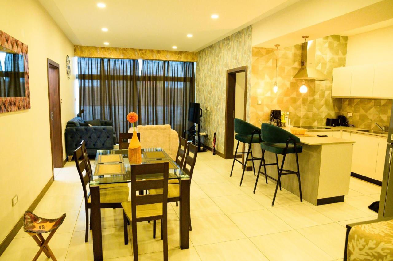 Exquisite 2 Beds With Heated Rooftop Pool At Skynest Residences Nairobi