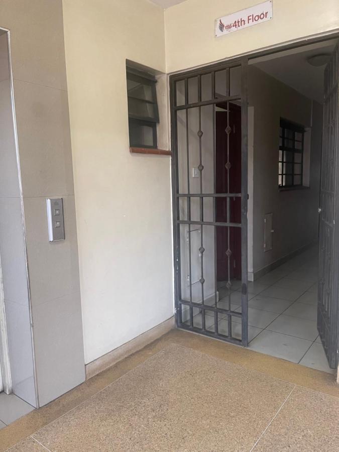 Affordable Hosted By Lilian Apartment *