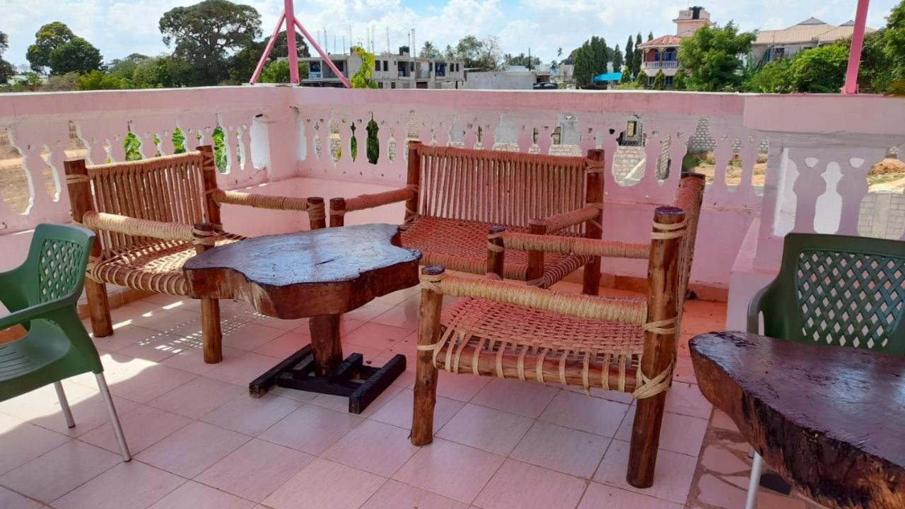 Zaradise Suites Hotel