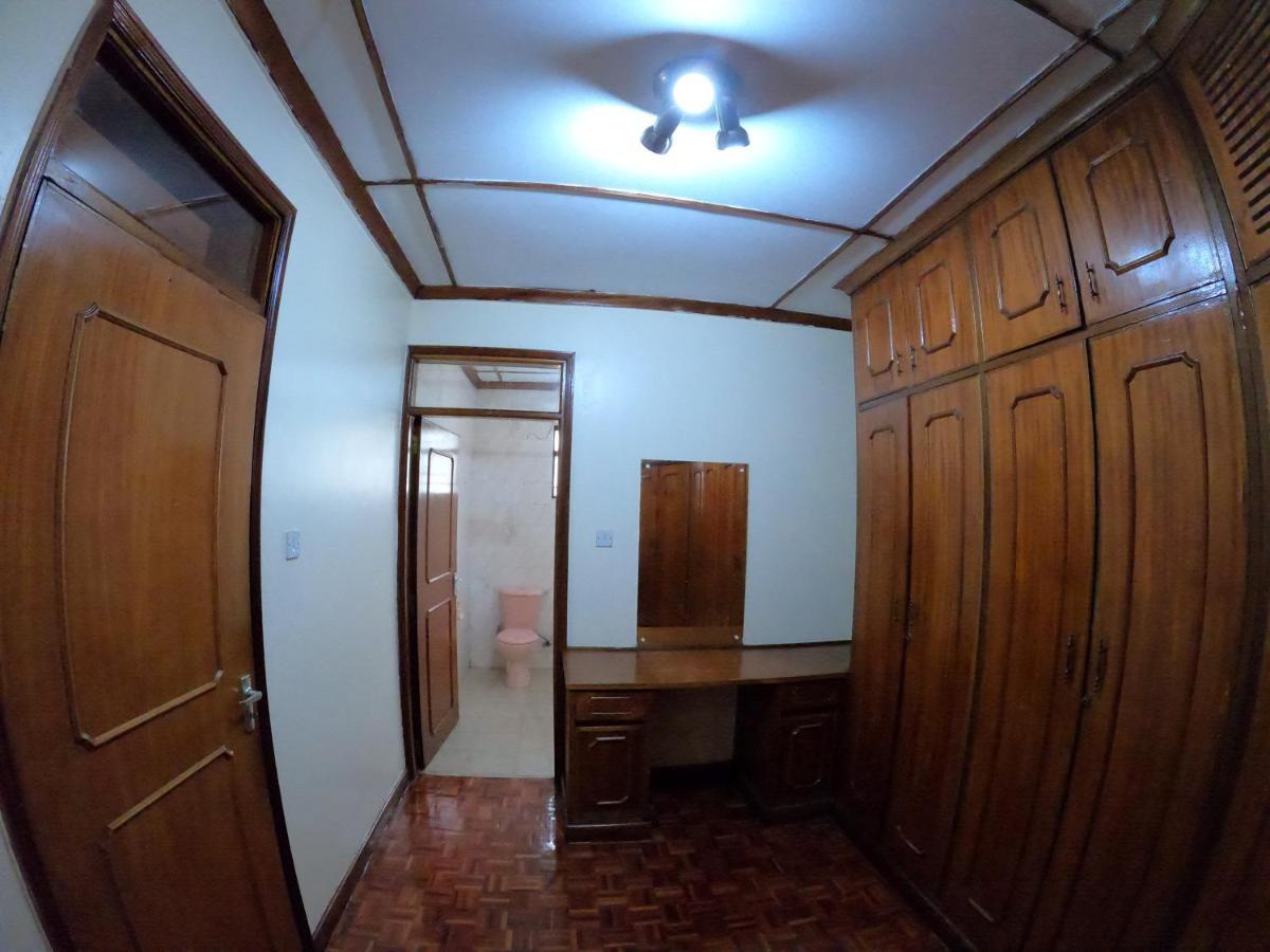 Backpackers Hostel *