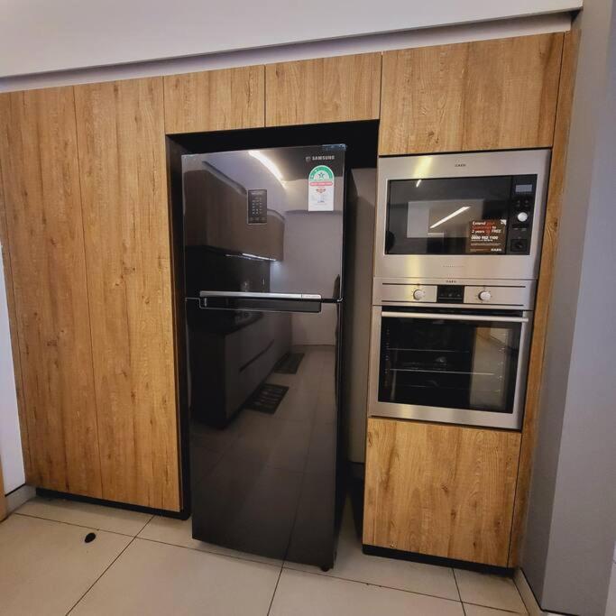Apartment Luxury Modern 3bdr W/pool & Gym Ph_a205